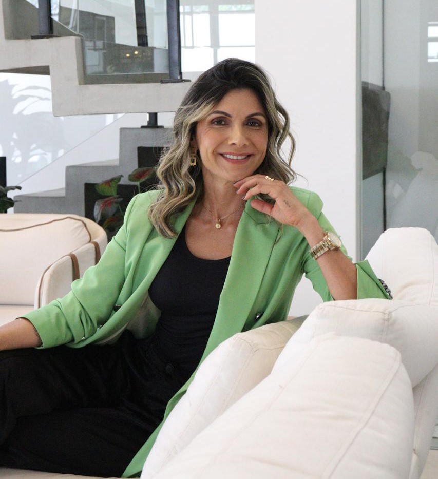 Maria Alexandre, nutricionista em Osasco, SP, cliente da WS Solutions by Web Salão